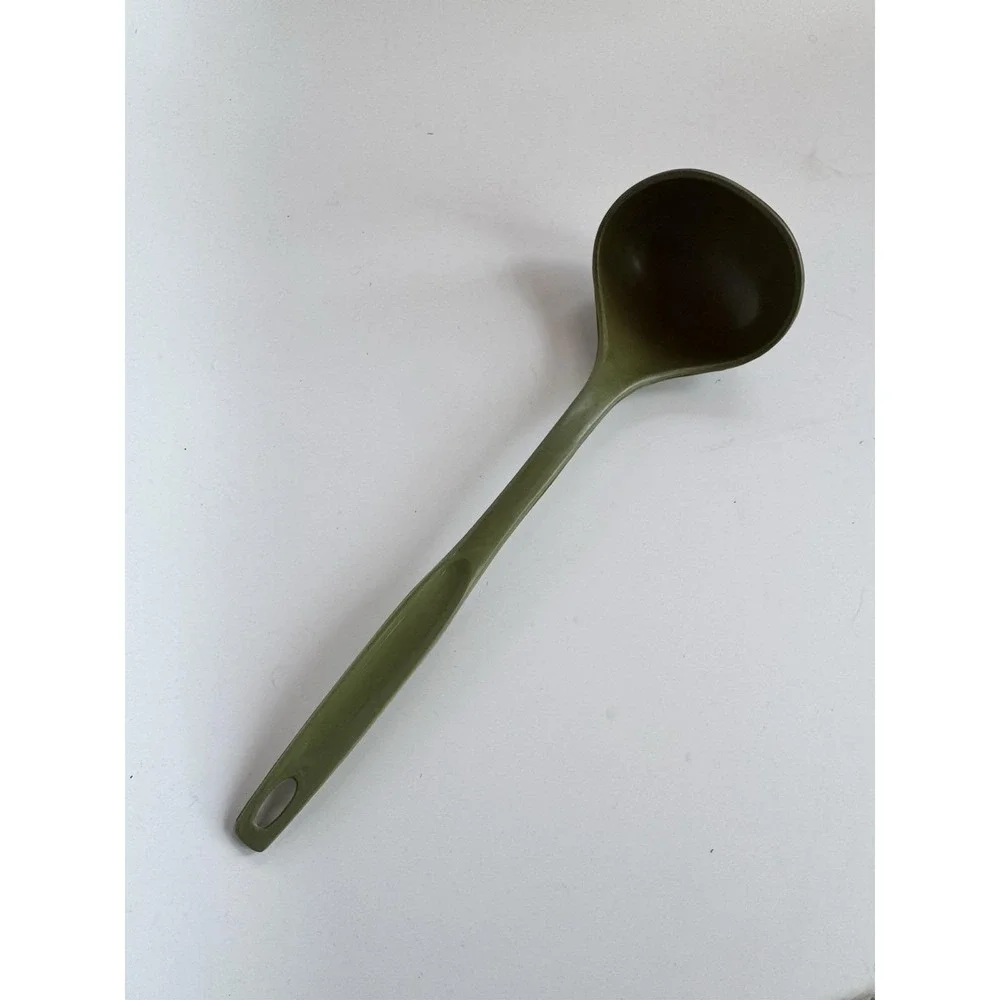 Vintage 70s Foley Soup Ladle Avocado Green Kitchen Nylon Serving Utensil Rare